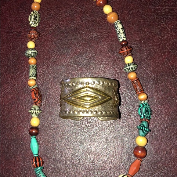 Necklace and bracelet-EUC - Picture 3 of 12